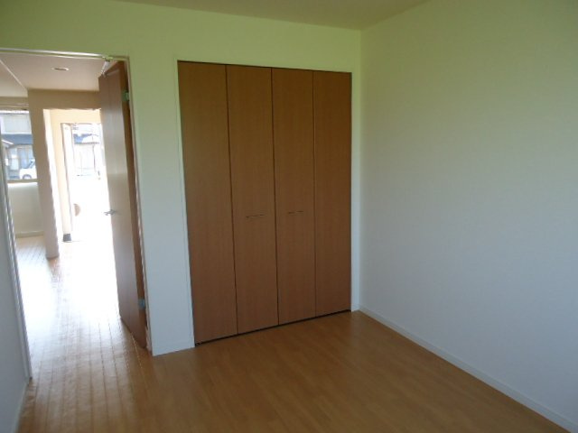 サンパレスハイムⅡの収納|クローゼット