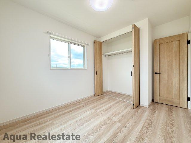 高松市前田西町　未入居モデルハウスの洋室|個人の部屋や寝室として使える洋室です