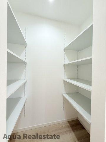 高松市前田西町の新築一戸建の収納|ちょっとした収納スペースも充実しています