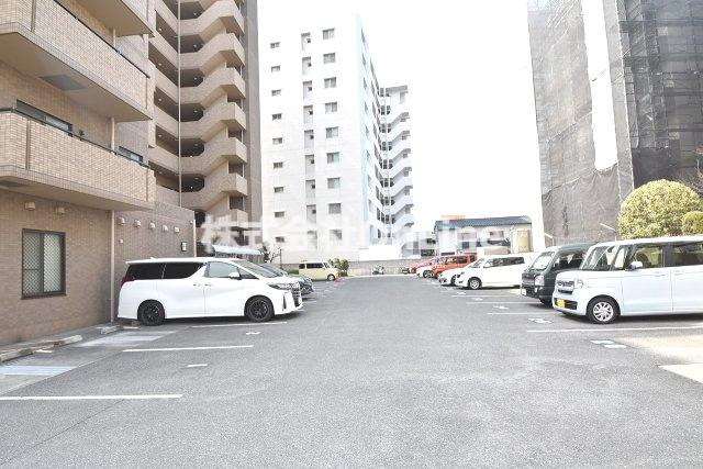 【駐車場】 | サンコーポラス小阪