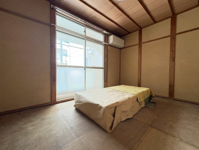 椿ハイツの寝室