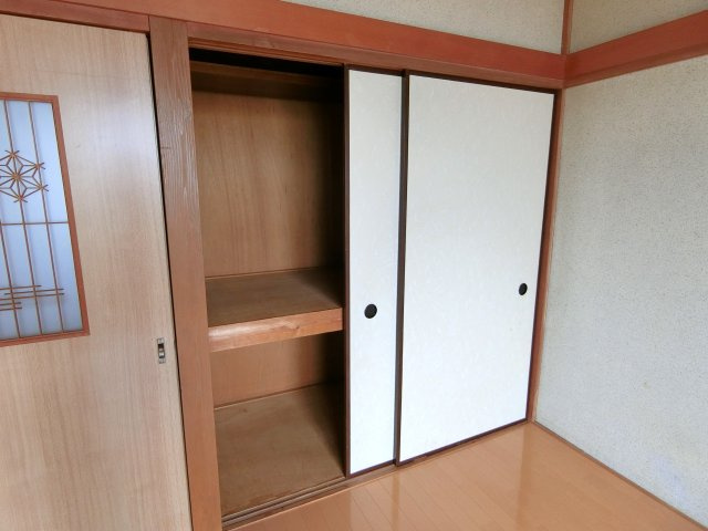 東郷シャトーハイツの収納