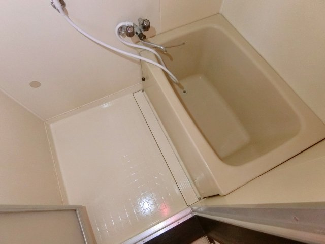 東郷シャトーハイツの浴室