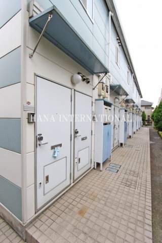 榊のエントランス