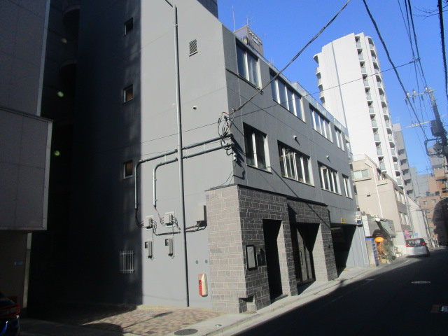 千代田区九段南３丁目のビルの外観