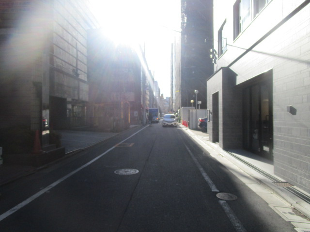 千代田区九段南３丁目のビルの周辺