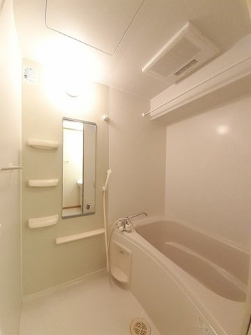 フローレンス２００５の浴室