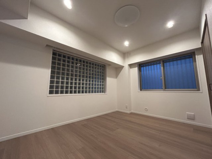 【洋室】グランシーナ東寺尾 