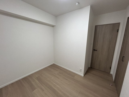 【洋室】グランシーナ東寺尾 