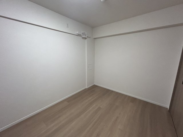 【洋室】グランシーナ東寺尾 