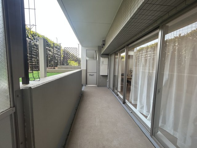 【バルコニー】グランシーナ東寺尾 