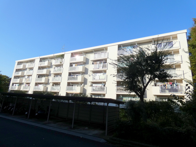 多摩川住宅ハー５の外観