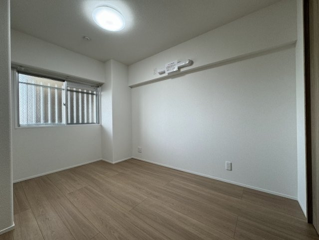 【洋室】アルファステイツ福山東 