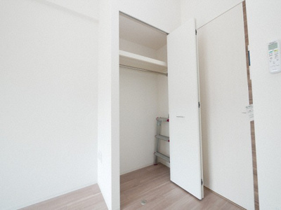 【収納】 | セレニテ京橋クレア | たっぷりとした収納スペースです