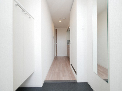 【玄関】 | セレニテ京橋クレア | きれいな玄関です