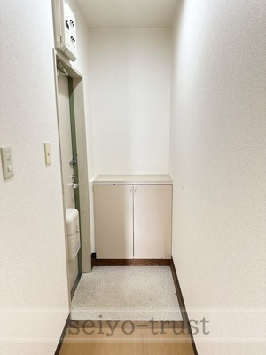 【玄関】 | グリーンハウスⅡ