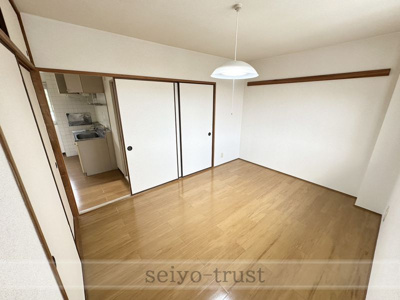 【居間・リビング】 | グリーンハウスⅡ | ★