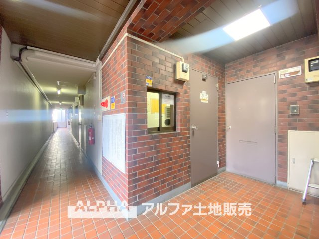 オリエント丹野マンション豊田のエントランス