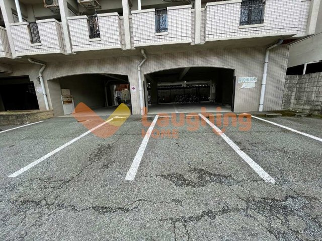 トーカンキャステール通町の駐車場|駐車場です