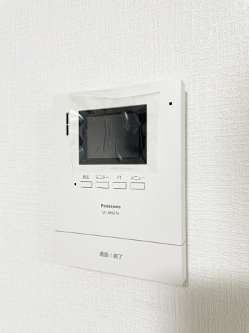 徳島市庄町５丁目の一戸建てのセキュリティ|使いやすいリビングです