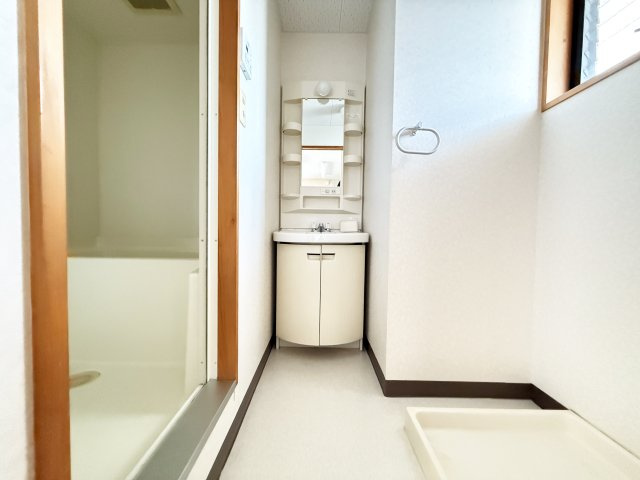 プレミール高そねの独立洗面台