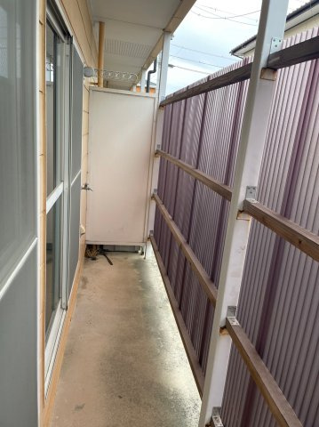 ファミリーハイツ津福のバルコニー