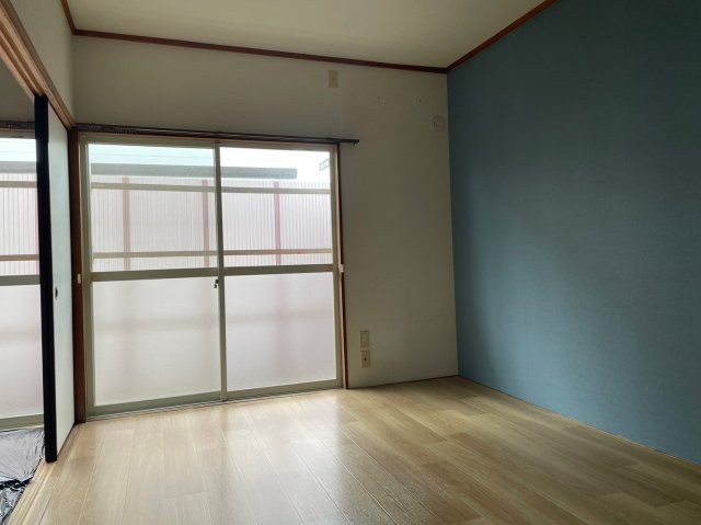 ファミリーハイツ津福の居間・リビング