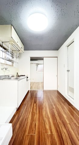 サンハイツ田宮の居間・リビング