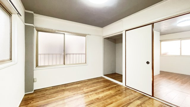 サンハイツ田宮の居間・リビング