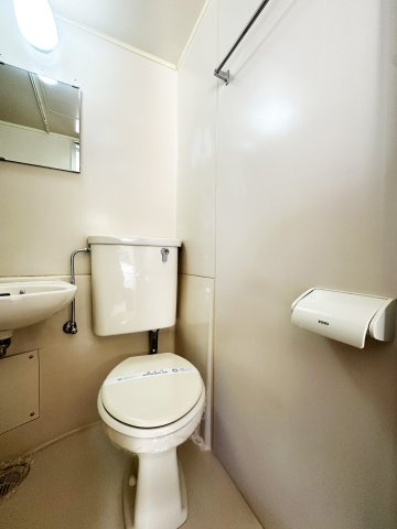 サンハイツ田宮のトイレ|落ち着いた色調のトイレです