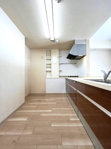 宮の森ロジュマンのキッチン|キッチン別角度