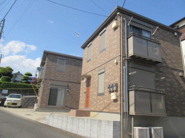 Ｅｍｙ　Ｃｏｕｒｔ　Ａのエントランス|１Ｆエントランス