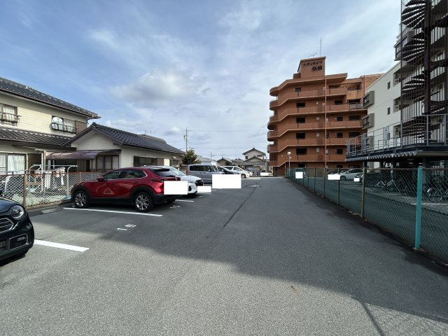 【駐車場】の画像