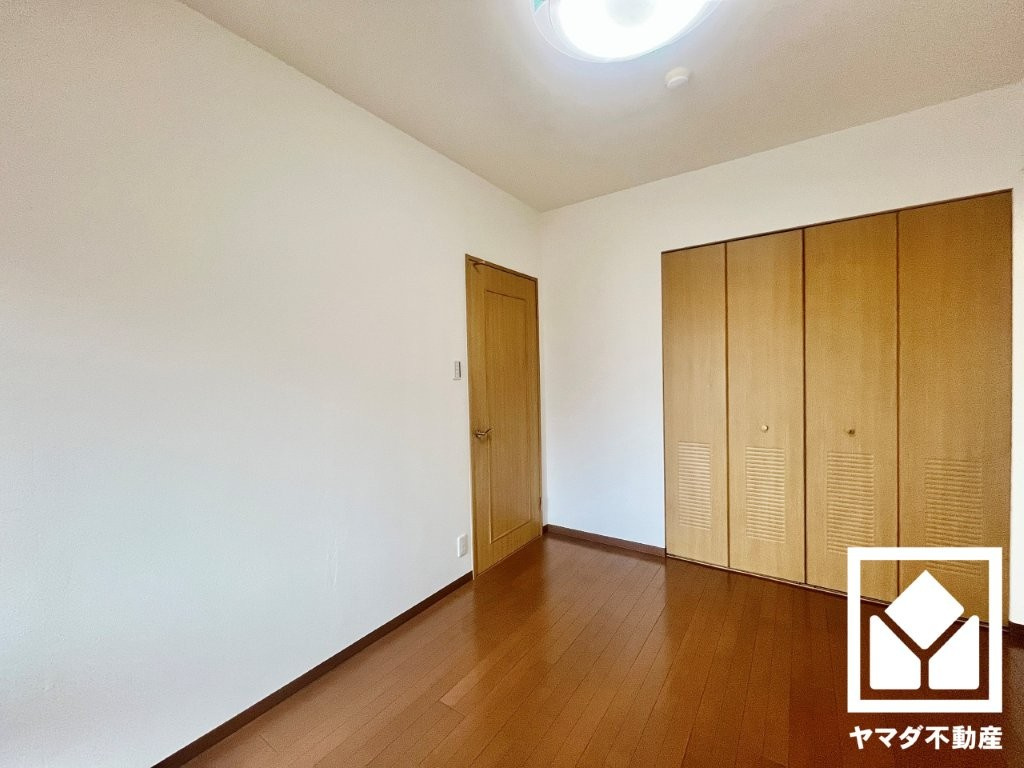 パデシオン宇治伊勢田1番館の洋室