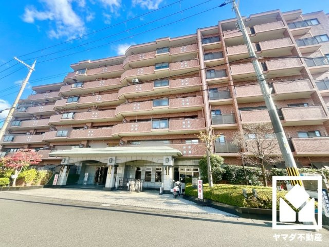 パデシオン宇治伊勢田1番館の外観