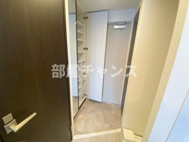 エステムコート名古屋 TWIN EASTの玄関