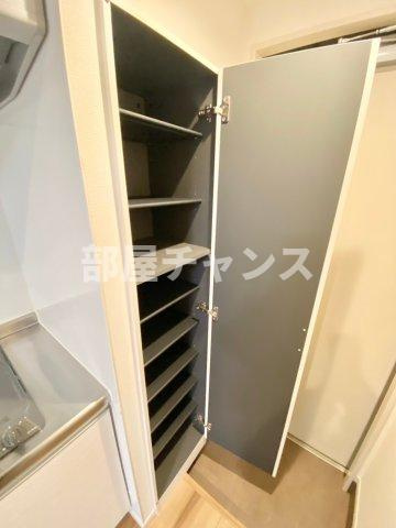 リブリ・千成の収納