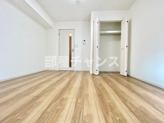 リブリ・千成の寝室