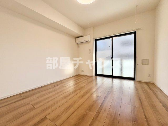 パインテール千成の居間・リビング