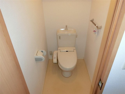 【トイレ】 | ロアーブル参番館 | 落ち着いた色調のトイレです