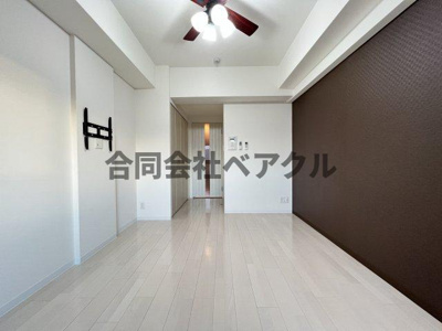 【居間・リビング】 | Luxe京都西大路 | ゆったりとしたリビングです