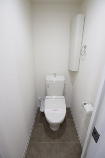 収納付きトイレです♪