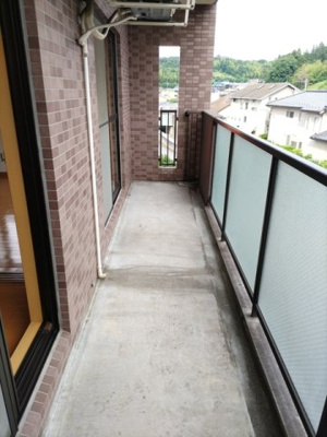 南側のバルコニーです