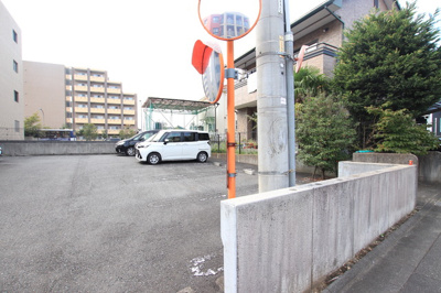 敷地内駐車場(要空き確認）