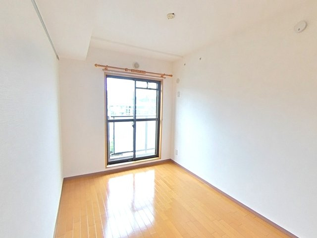 5帖の洋室です