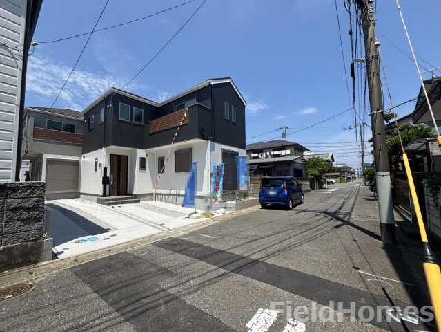 平塚市平塚1丁目新築戸建て　1期1号棟の前面道路含む現地写真|前面道路含む現地写真です。
