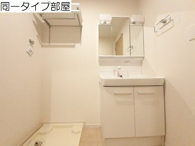 セレストの洗面所|忙しい朝には欠かせない洗面所です