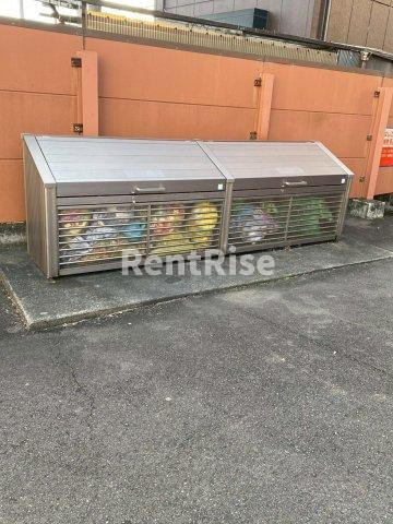 グレース篠木Vの駐車場