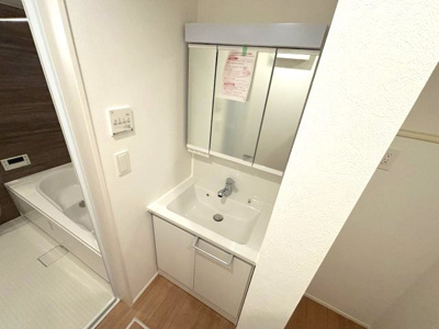 【洗面所】 | kolet岩槻宮町#03 | ゆったりとスペースのある洗面所