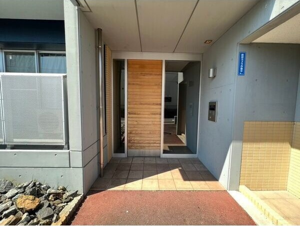 ベルエキップ　　刈谷市の賃貸ならクラスホーム刈谷店のエントランス